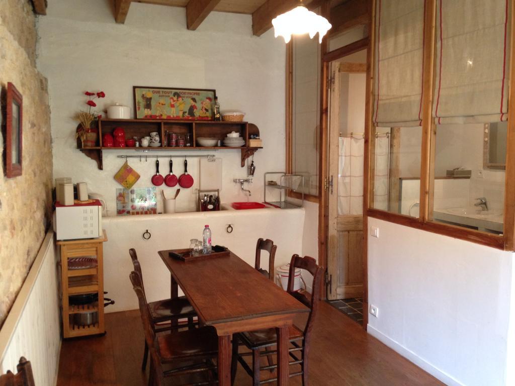 Bed and Breakfast La Ferme Du Dizacre Leubringhen Habitación foto